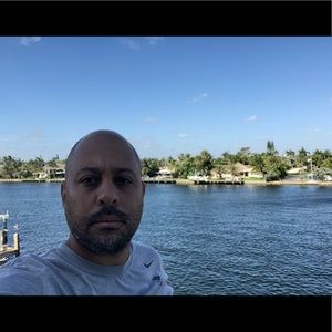 Meet your Posher, Edmilson